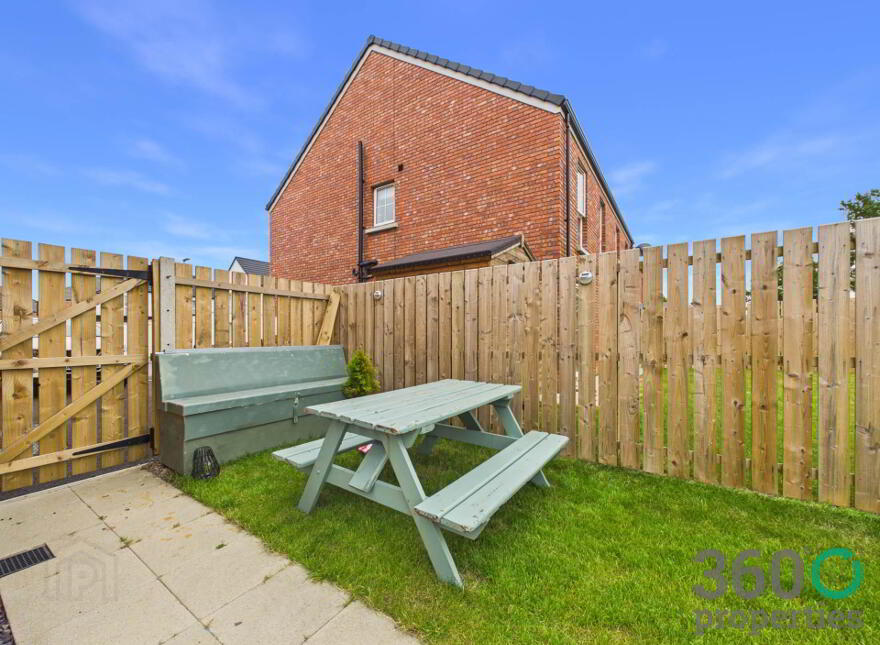 25 Foxton Wood Meadow, Ballymena, BT42 4FD