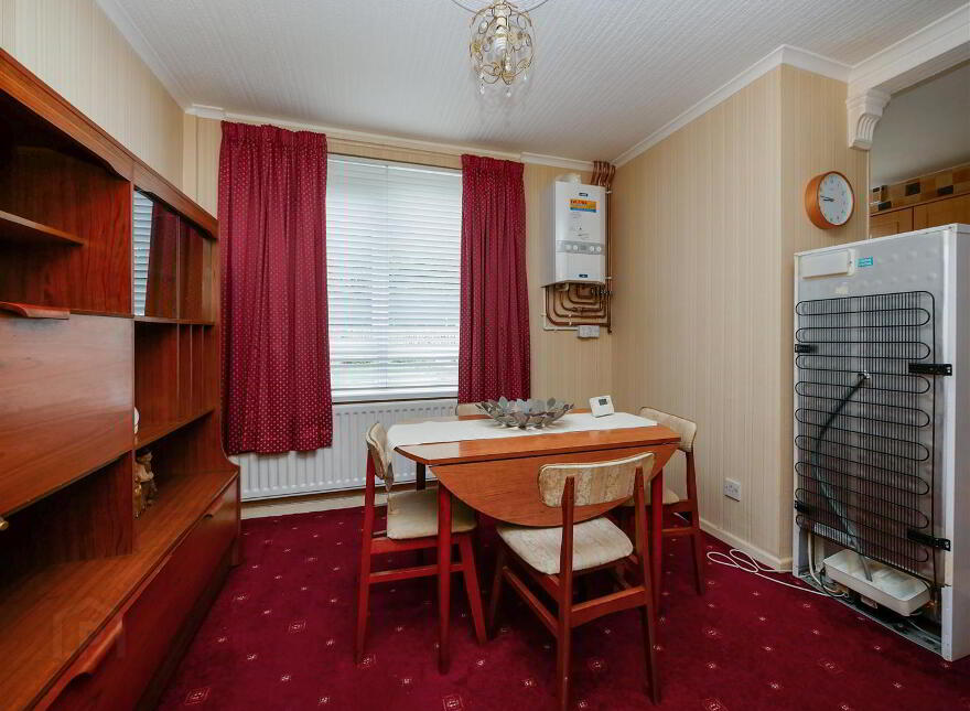 124a Belvoir Drive, Belvoir Park, Belfast, BT8 7DT