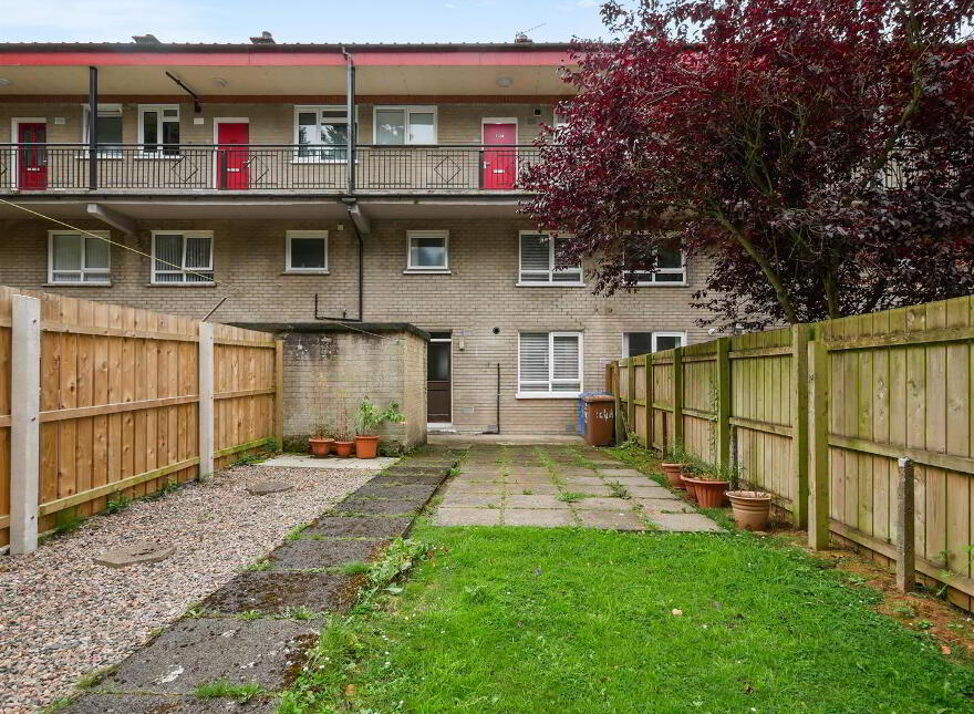 124a Belvoir Drive, Belvoir Park, Belfast, BT8 7DT