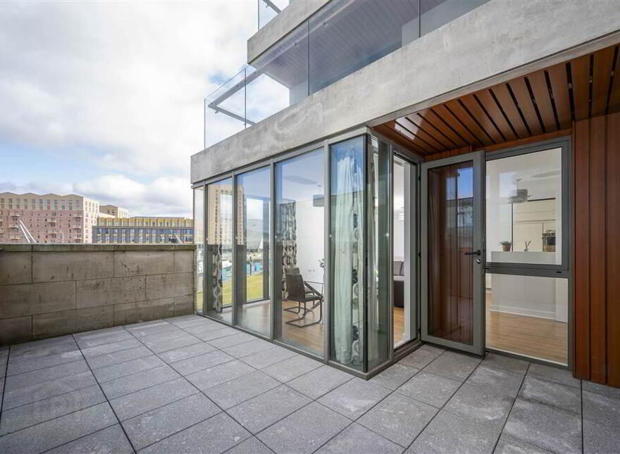 Apt 1109 The Arc, 2L Queens Road, Belfast, BT3 9FN