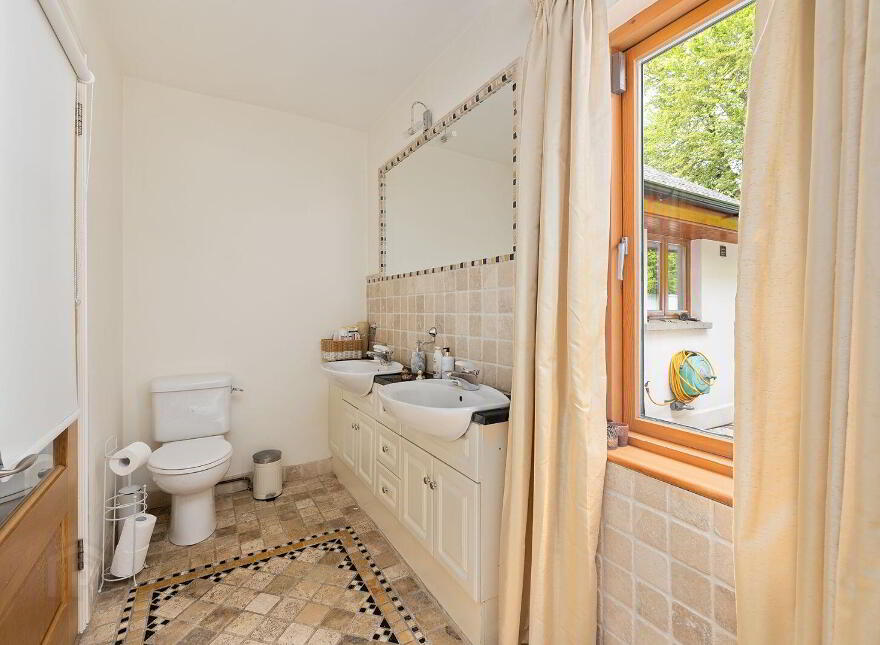 Somerton Cottage, Somerton Road, Porterstown, Porterstown, D20KX30