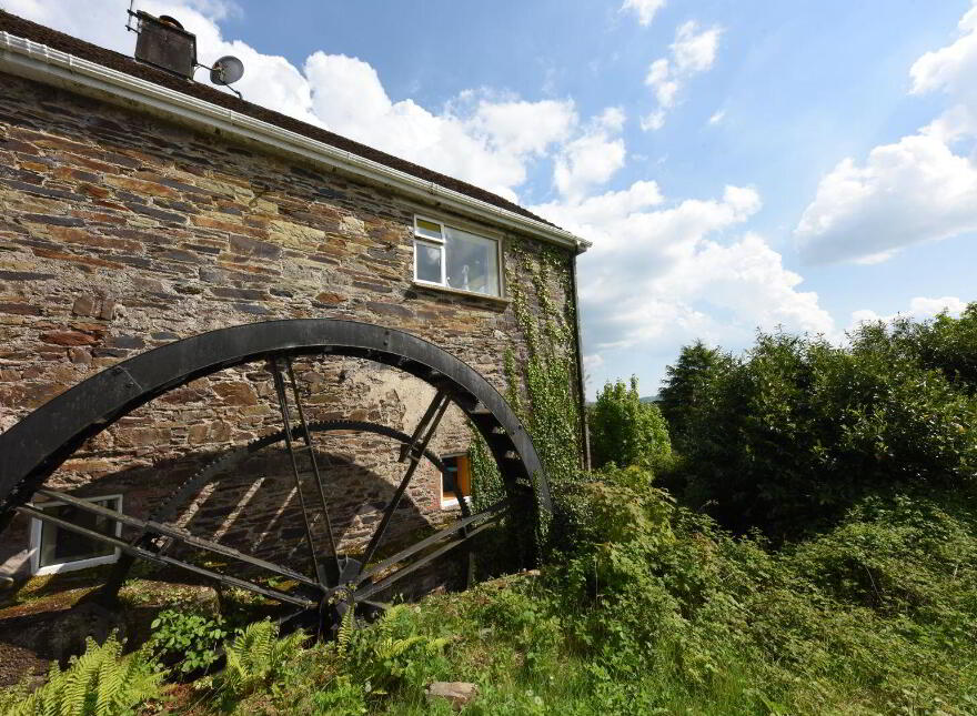 Flowerhill, Ballyduff, P51AH6Y