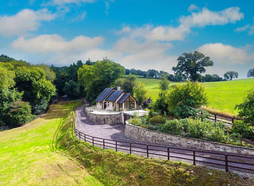 Woodbrook Lodge, Kilmurry, Kilworth, P61Y971
