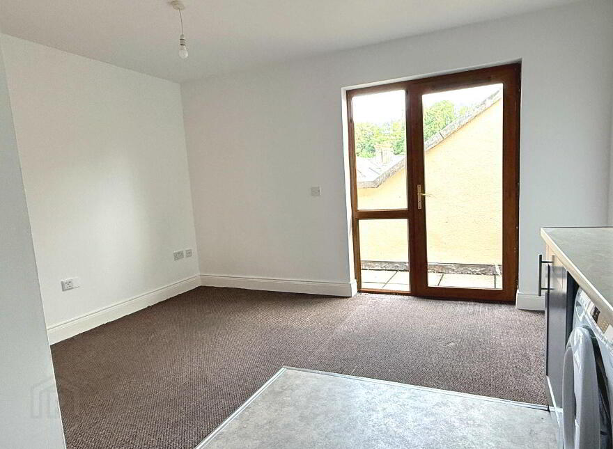Apartment 38 Waterside, Ashe Quay, Fermoy, P61E198
