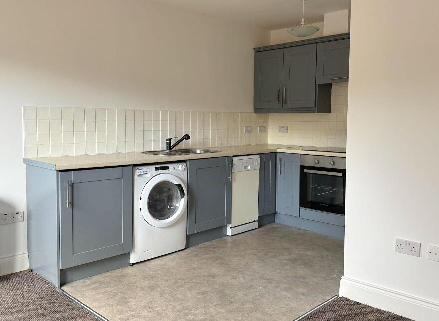 Apartment 38 Waterside, Ashe Quay, Fermoy, P61E198