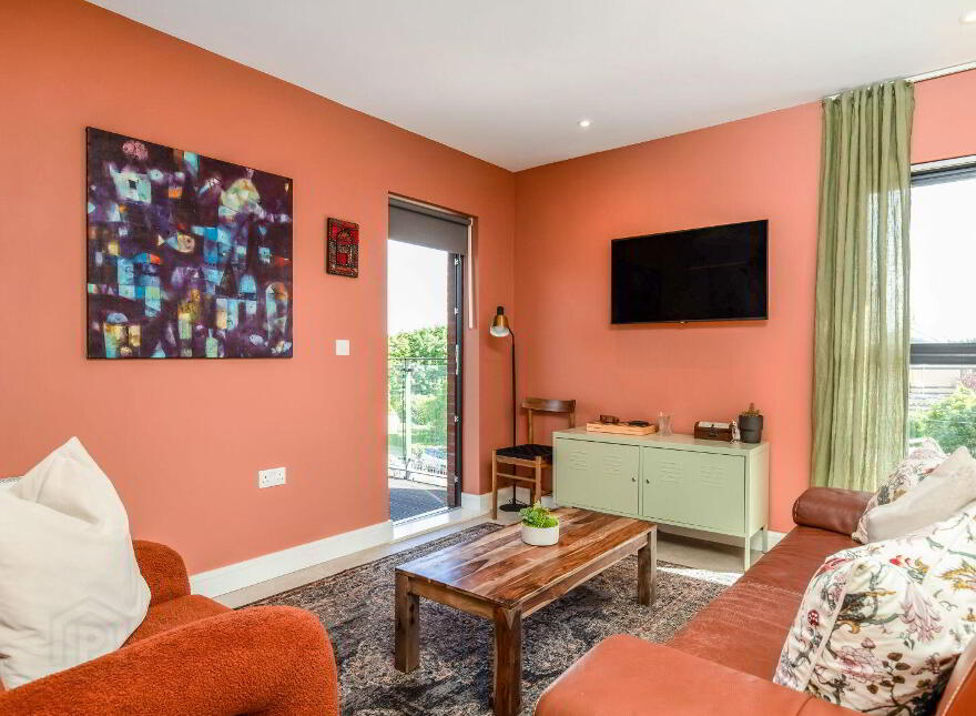 Apartment 13 Beranger House Roebuck Road, Dublin 14, D14V3F8