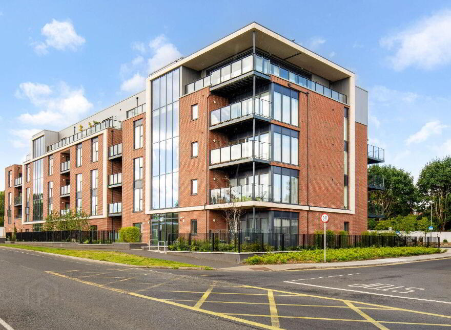 Apartment 13 Beranger House Roebuck Road, Dublin 14, D14V3F8 photo
