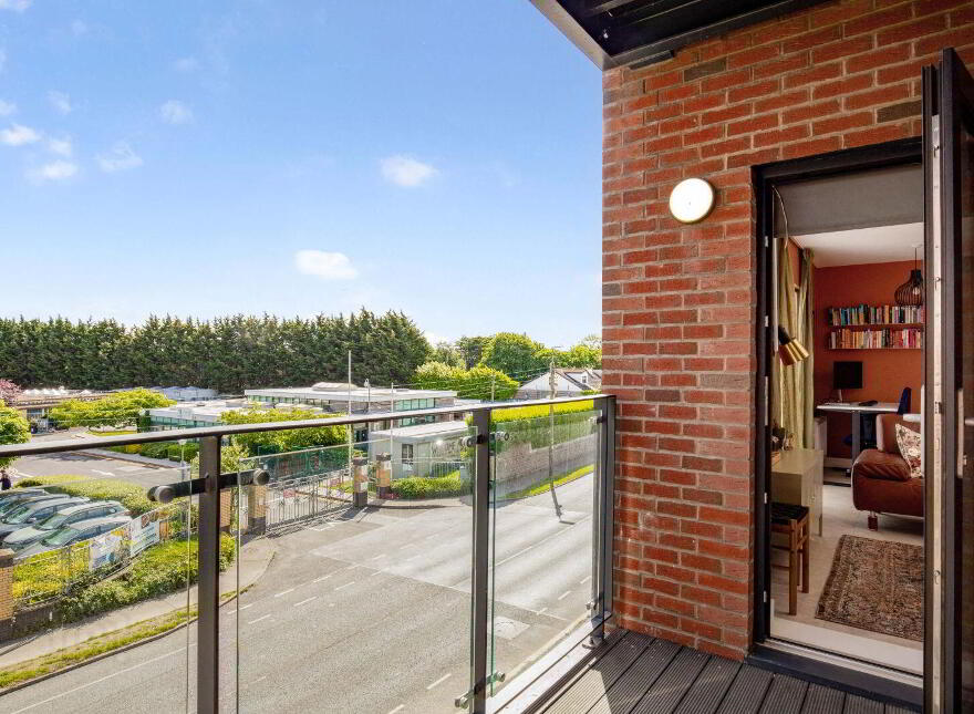 Apartment 13 Beranger House Roebuck Road, Dublin 14, D14V3F8
