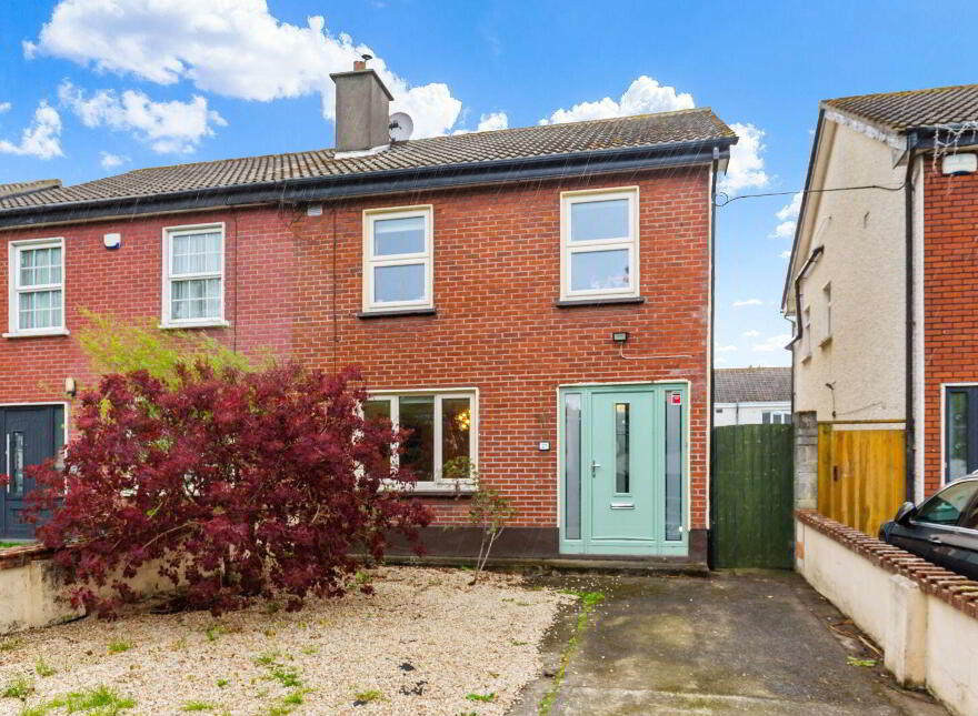 27 Pineview Grove, Aylesbury, D24V8NR photo