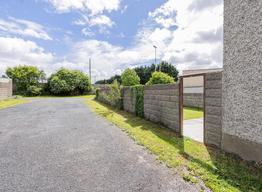 12 Cremore Drive, Glasnevin, D11P2N4