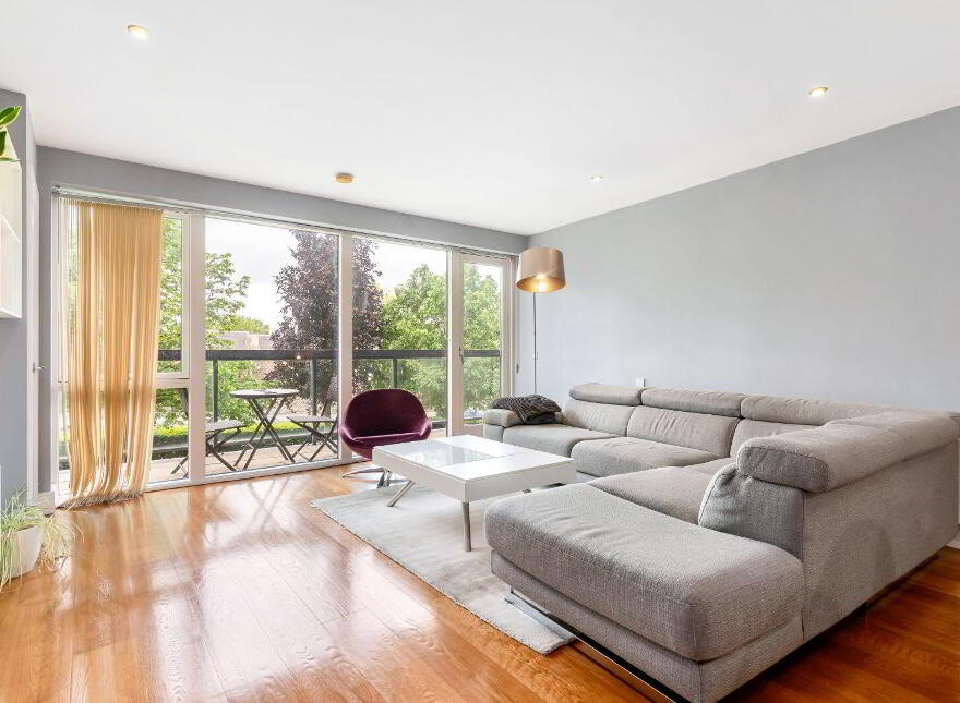 Apartment 272 Wyckham Point, Dundrum, Dundrum, D16Y0A8