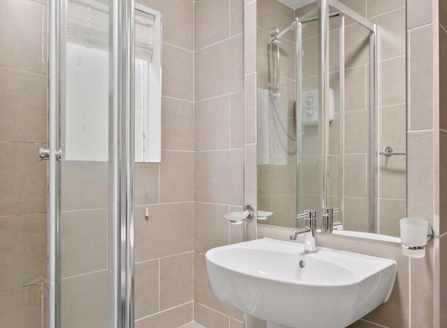 Apartment 70 Finnegan House Viking Harbour Apartme, Dublin 8, D08A218