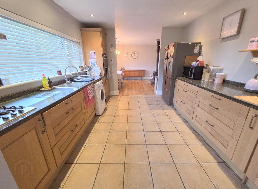 Ballycarron, Grange North, Golden, Cashel, E25HY91