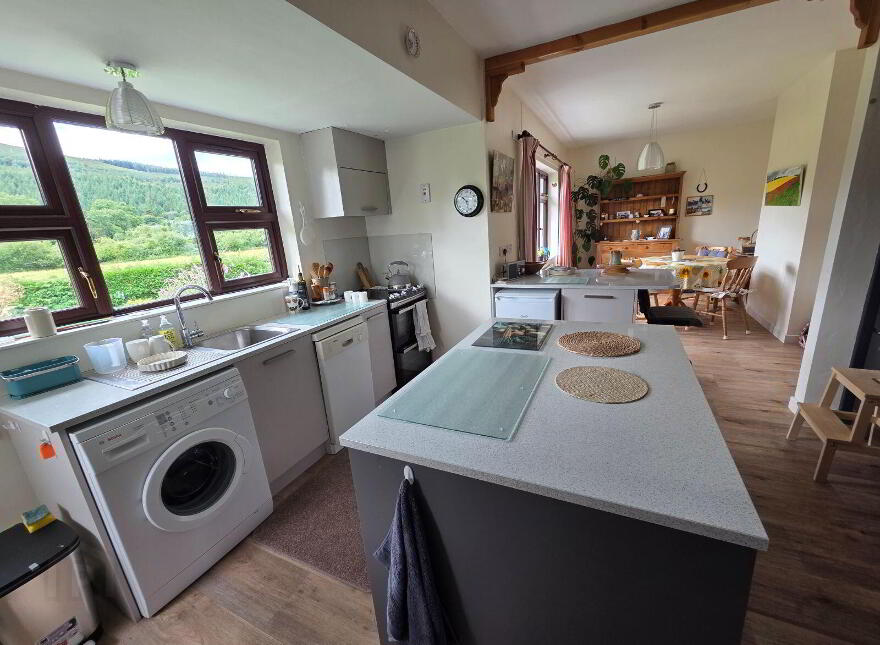 Toureen, Cahir, Bansha, E21HP76