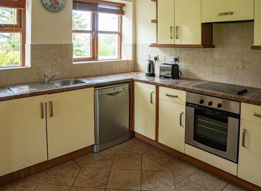 Apartment 5 Fernhill Apartments, Knockranny, Westport, F28TF34