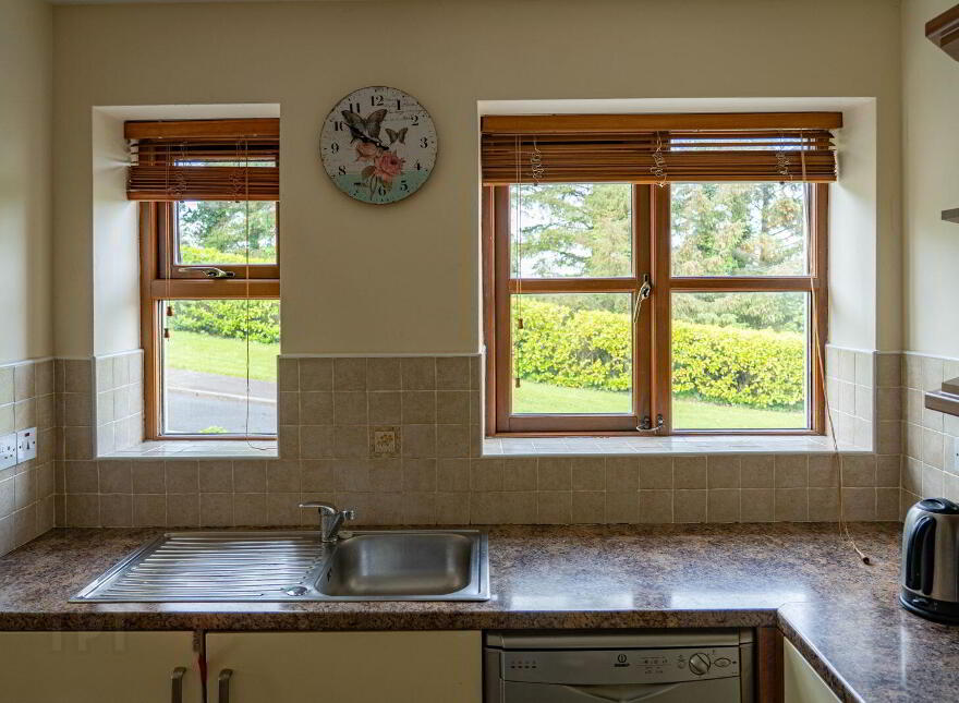 Apartment 5 Fernhill Apartments, Knockranny, Westport, F28TF34