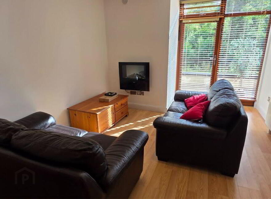 35 Ashwood Glade, Westport, F28V2P7