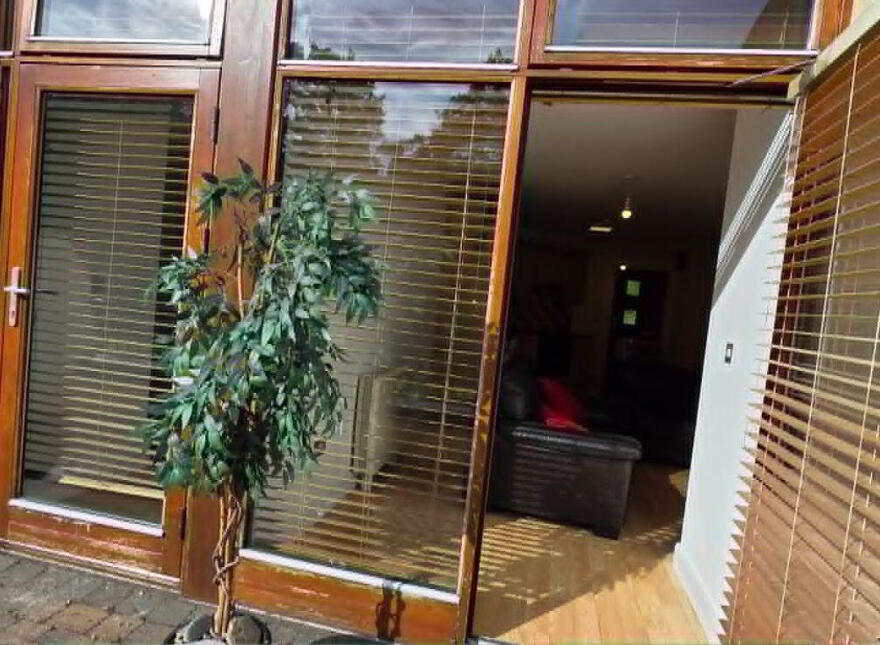 35 Ashwood Glade, Westport, F28V2P7