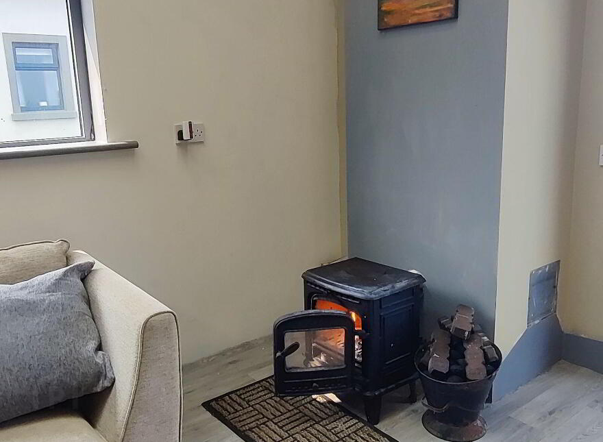 Rosmoney, Westport, Carraholly, F28P984
