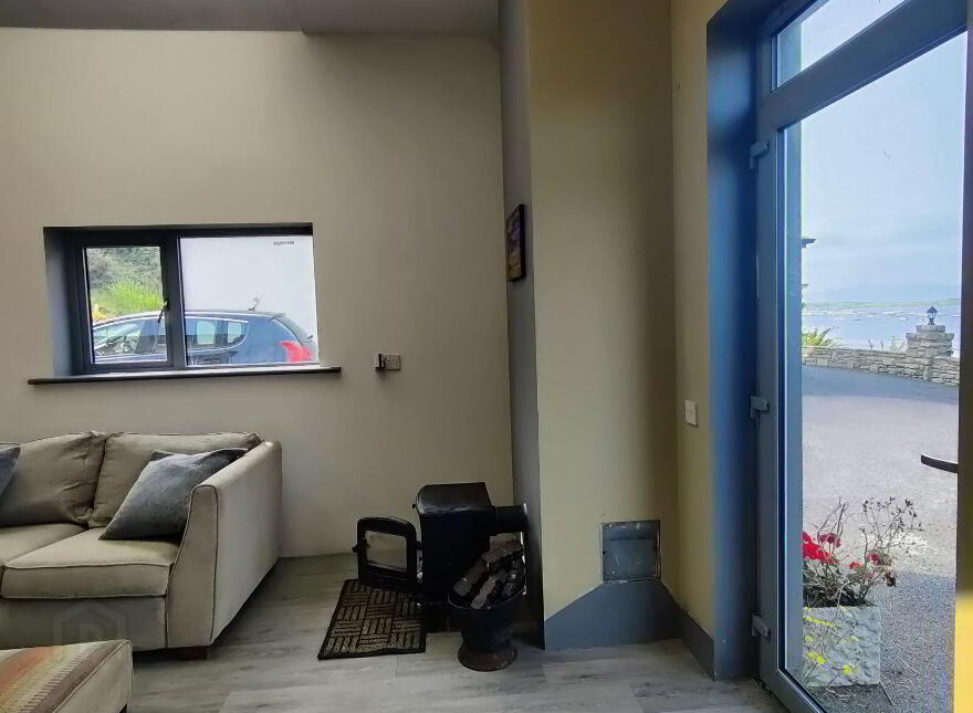 Rosmoney, Westport, Carraholly, F28P984
