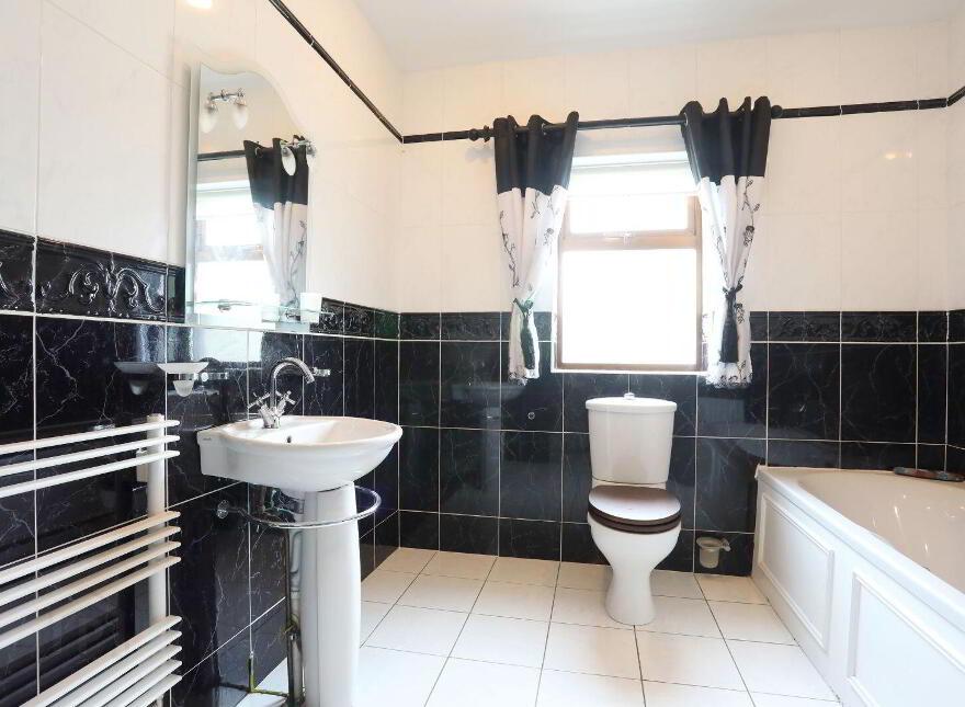 Rosmoney, Westport, Carraholly, F28P984