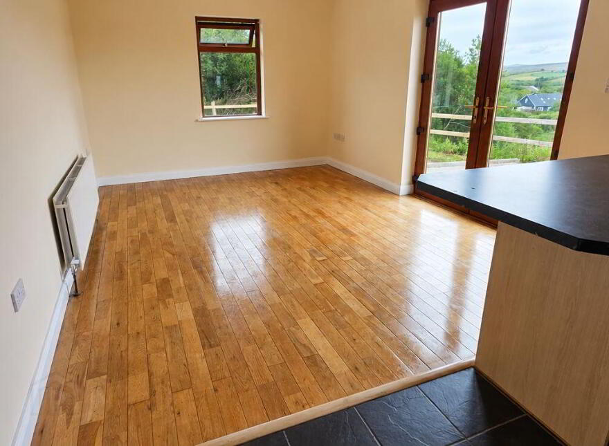 Drumbrastle East, Newport, Newport, F28RW90