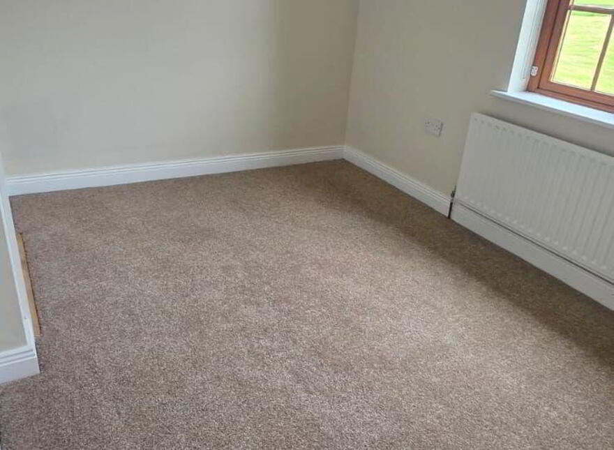 Drumbrastle East, Newport, Newport, F28RW90