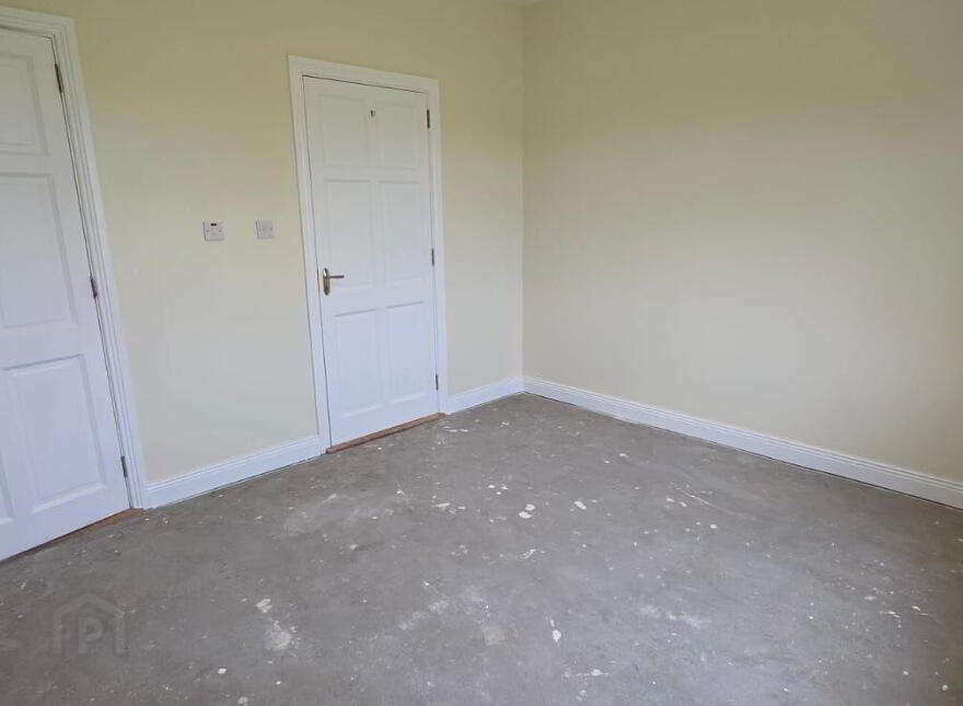 Drumbrastle East, Newport, Newport, F28RW90