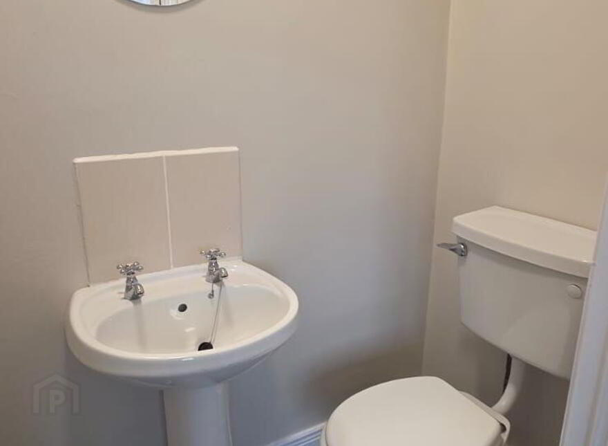 Drumbrastle East, Newport, Newport, F28RW90