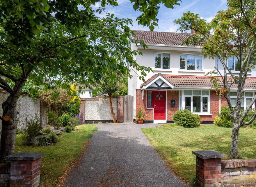 33 Glencairn Lawn, The Gallops, Leopardstown, Leopardstown, D18R7Y8 photo