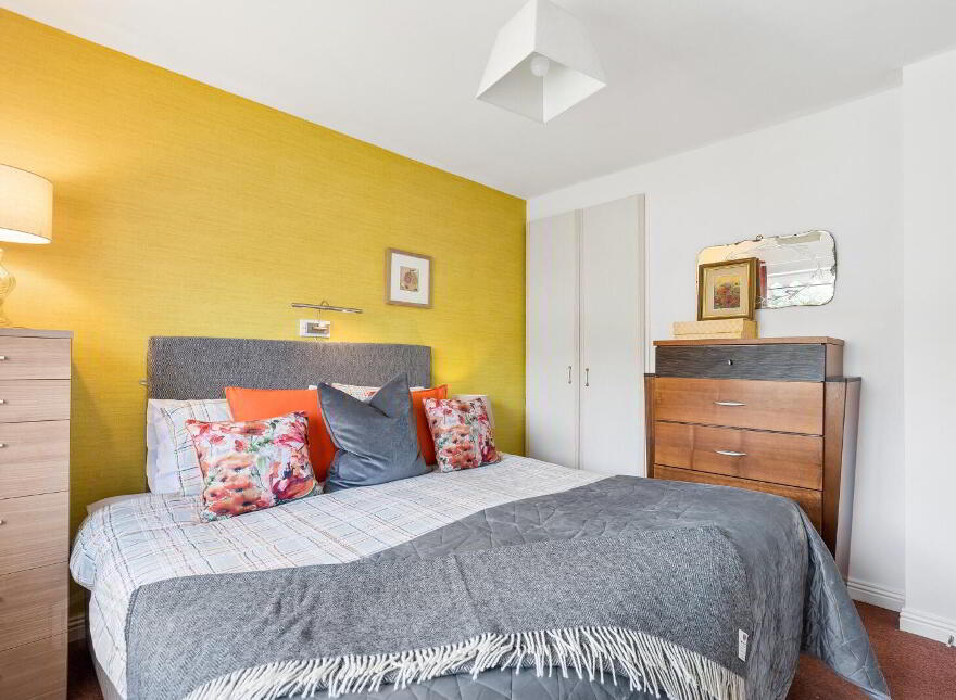 33 Glencairn Lawn, The Gallops, Leopardstown, Leopardstown, D18R7Y8
