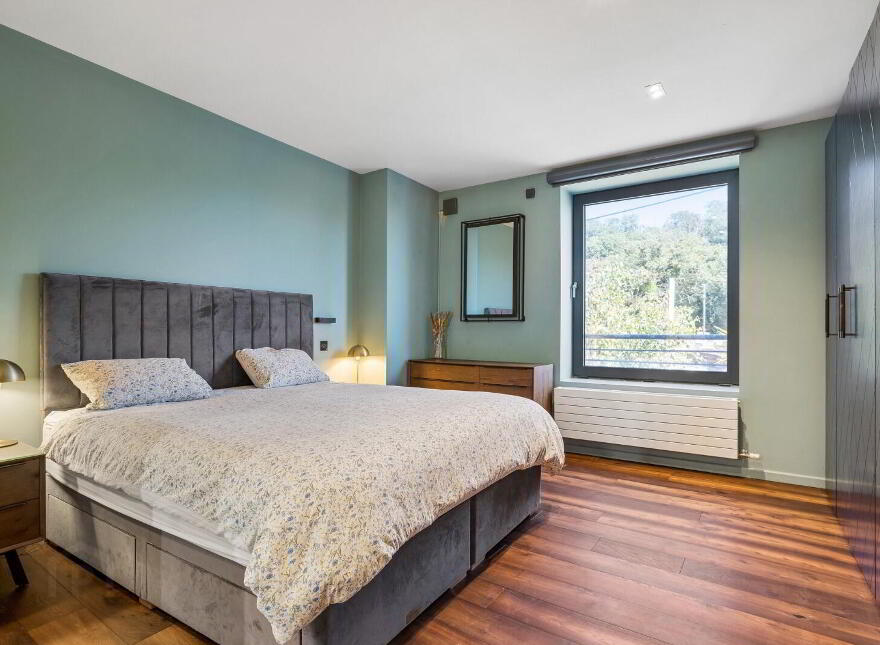 Apt 2, Killiney Hill Plaza, Killiney Hill Road, Killiney, A96V380
