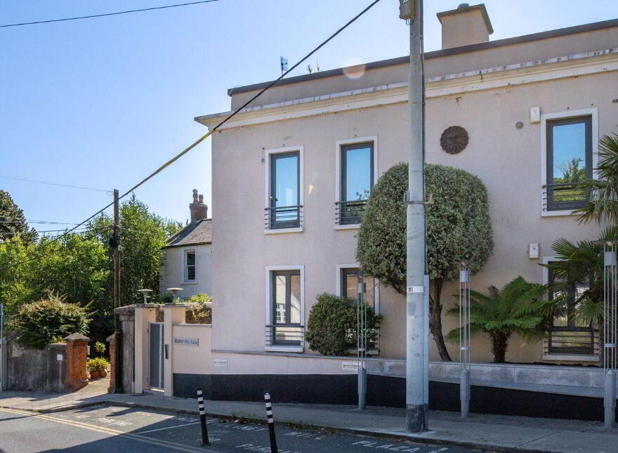 Apt 2, Killiney Hill Plaza, Killiney Hill Road, Killiney, A96V380