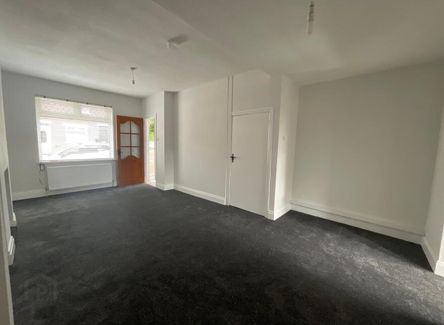 15 Glenbank Parade, Belfast, BT14 8AT