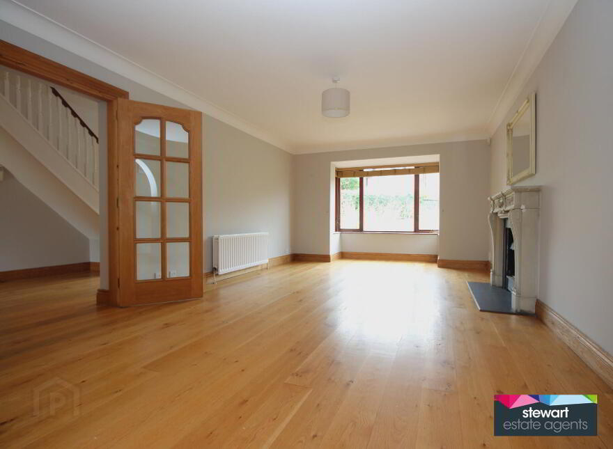 77 Waringfield Avenue, Moira, BT67 0FA