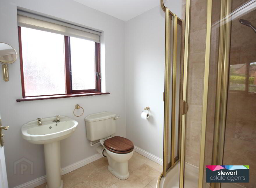 77 Waringfield Avenue, Moira, BT67 0FA