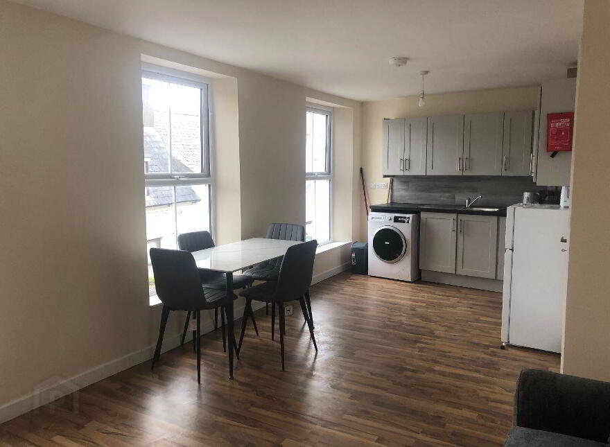 Apartment 1 18 Michael Street, Waterford City Centre, Waterford City Centre, X91V381
