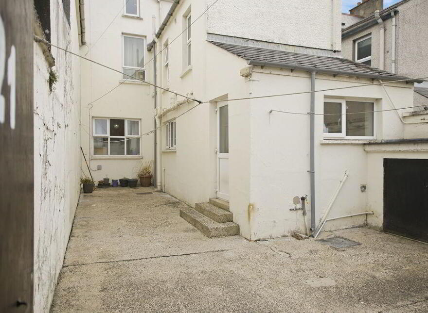 21 Adelaide Avenue, Lodge Road, Coleraine, BT52 1LT