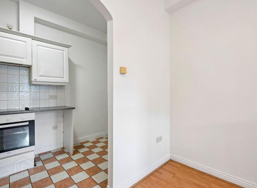 Apartment 94 King's Court, Dublin 1, D01T286