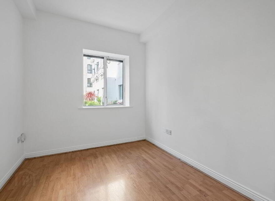 Apartment 94 King's Court, Dublin 1, D01T286