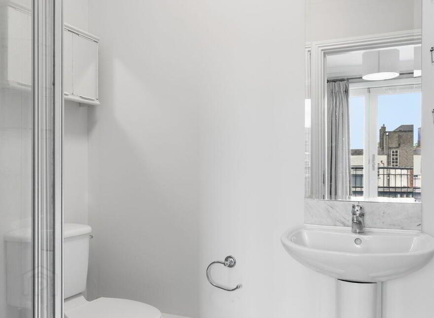 Apartment 19 Ely Mews, Roger's Lane, Dublin 2, D02K292