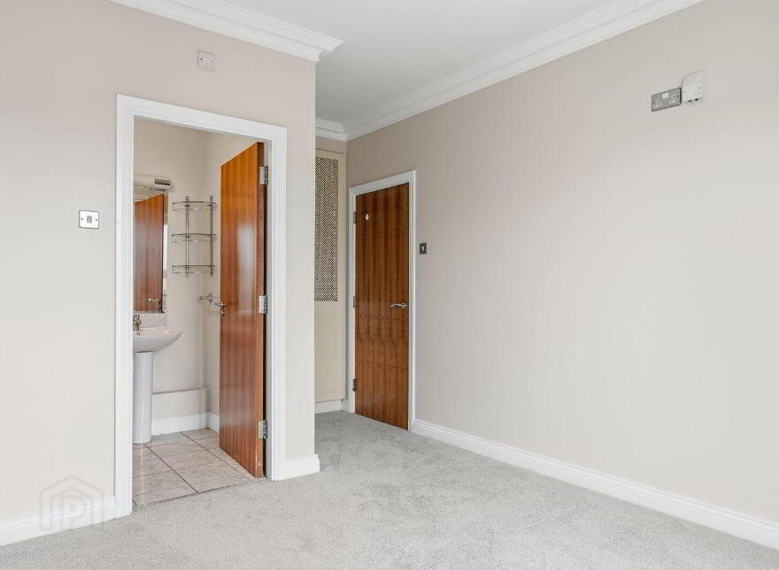 Apartment 19 Ely Mews, Roger's Lane, Dublin 2, D02K292