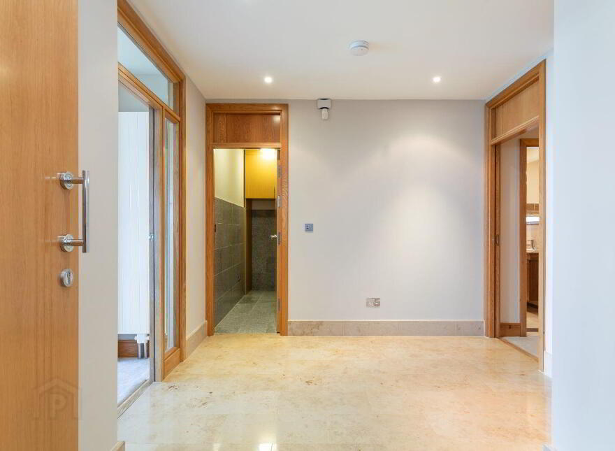 Apartment 6 Newman, The Court Killiney Bay, Station Road, Killiney, A96HK20