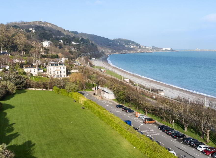 Apartment 6 Newman, The Court Killiney Bay, Station Road, Killiney, A96HK20