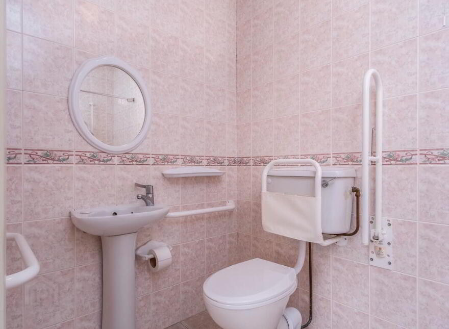 84 Meadow Vale, Kill O' The Grange, Blackrock, Kill O' The Grange, A94HK18