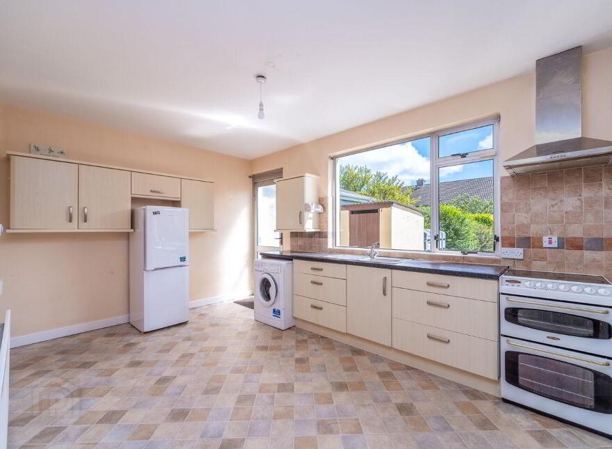 84 Meadow Vale, Kill O' The Grange, Blackrock, Kill O' The Grange, A94HK18