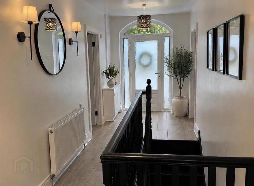 19 Lyndhurst View Close, Belfast, BT13 3XD