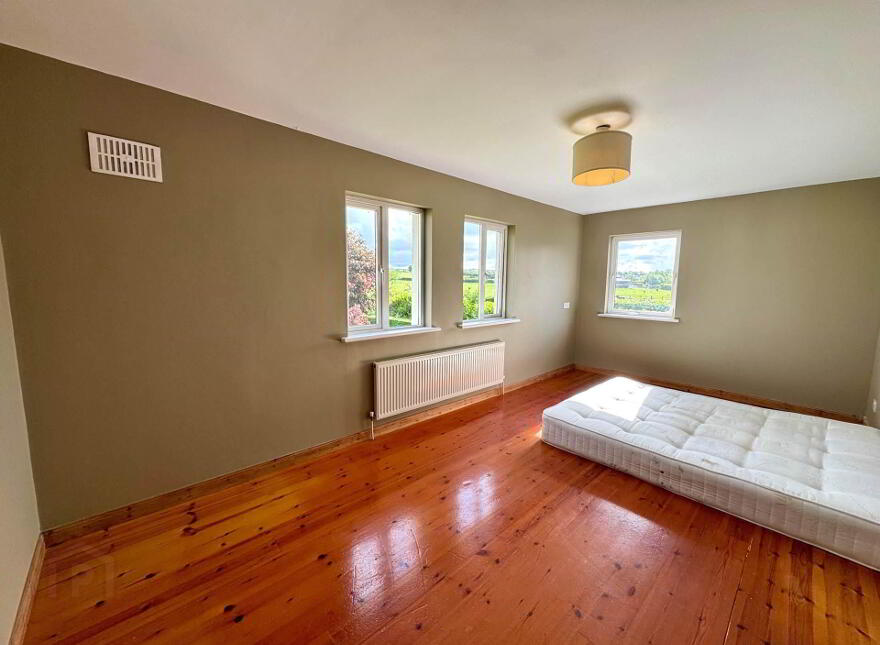 4 Lime Tree Grove, Dualla Road, Cashel, E25DD78
