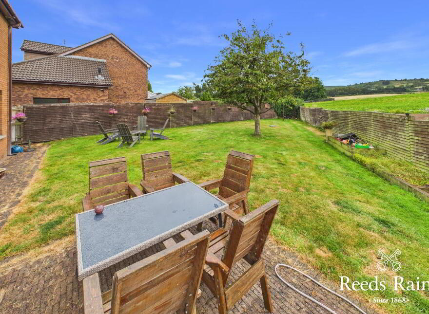 26 Aldergrange Park, Newtownards, BT23 4FZ
