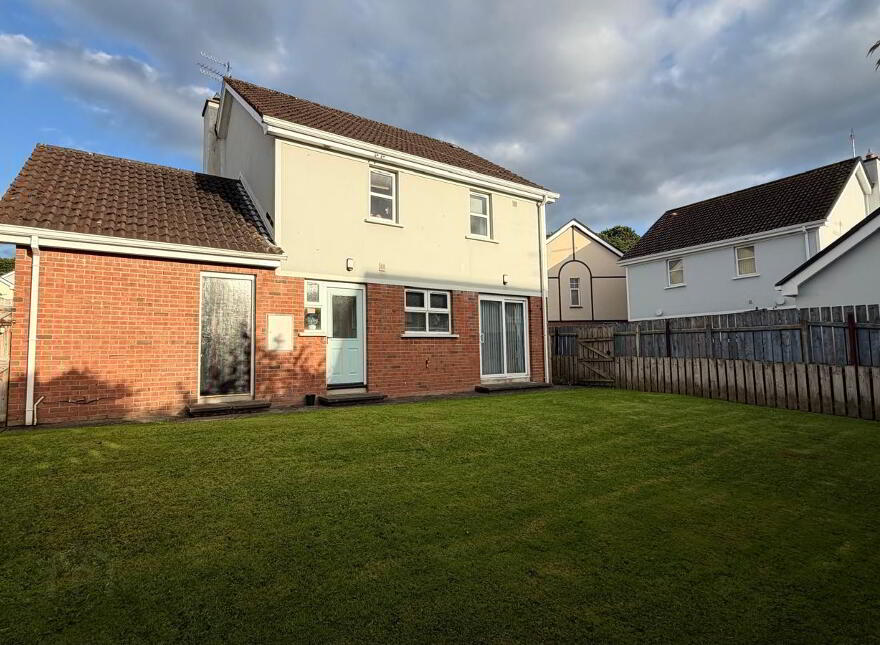 26 Tulacorr Heights, Strabane, BT82 8RD